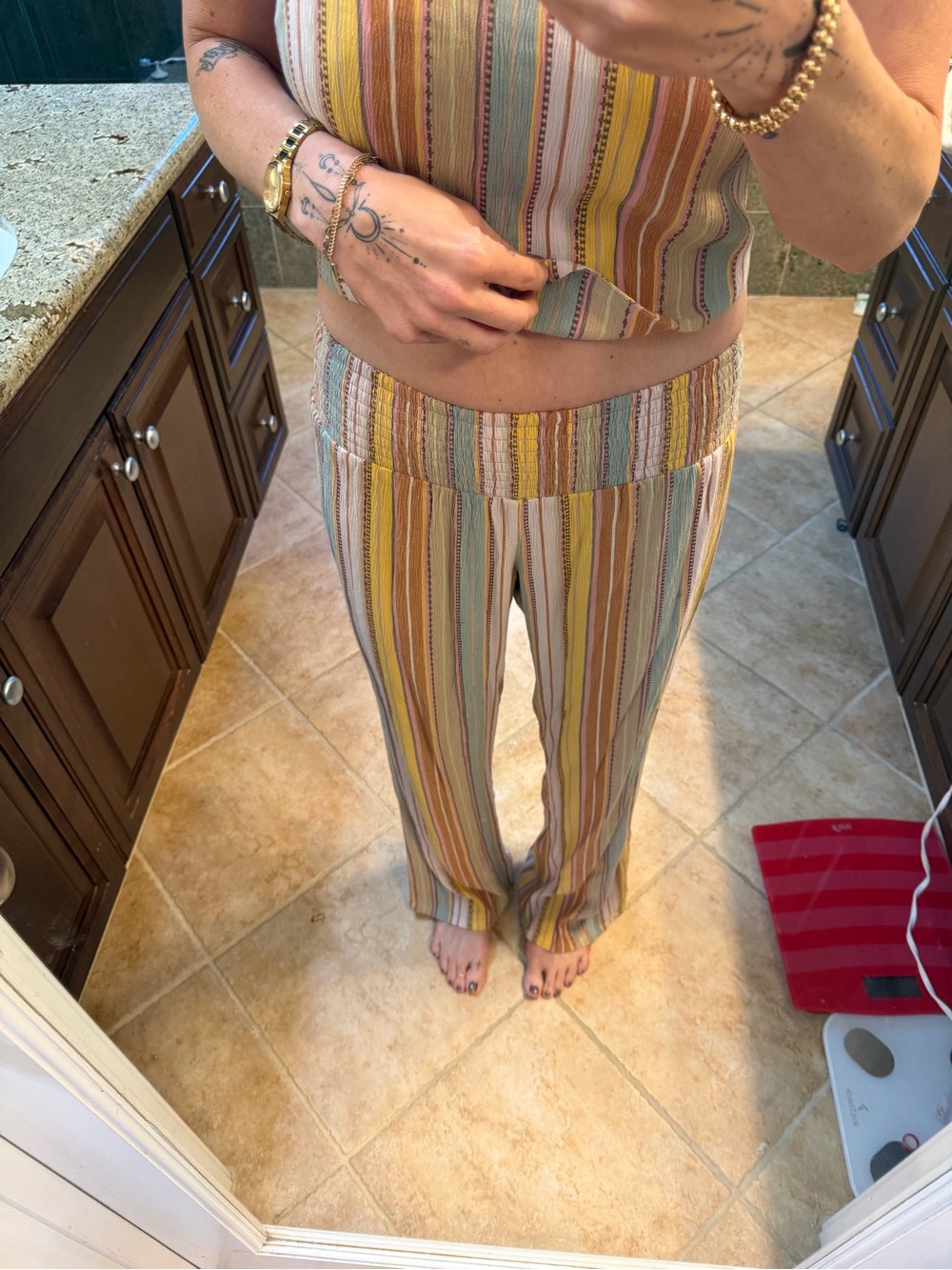 Striped O’neil Multi-Color elastic waist Pant XS Like new 31 inch inseam